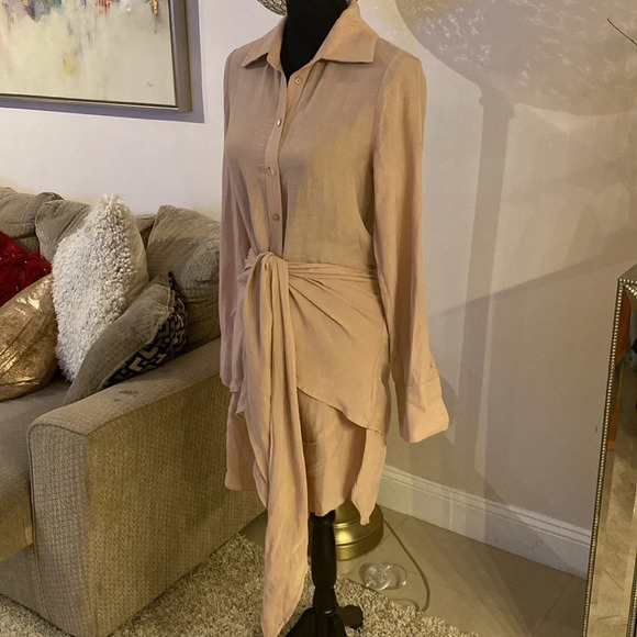 Haveone dress size small - Picture 3 of 8